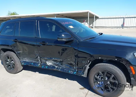 2024 Jeep Grand Cherokee Altitude X 4X4 from USA, damaged, VIN 1C4RJHAG6RC248750